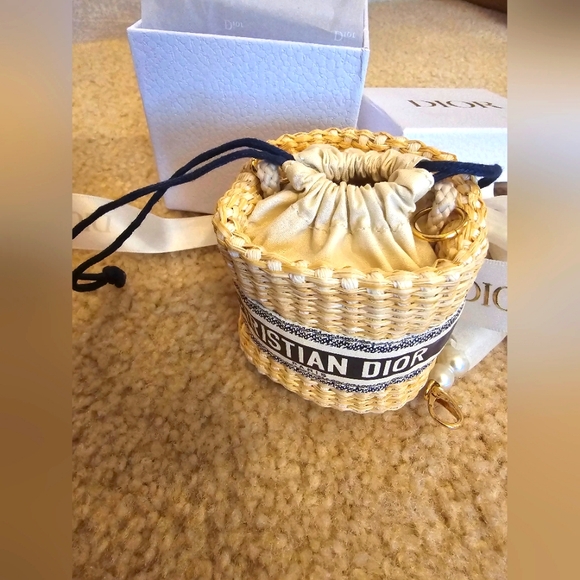 Dior make up bag - Picture 2 of 6